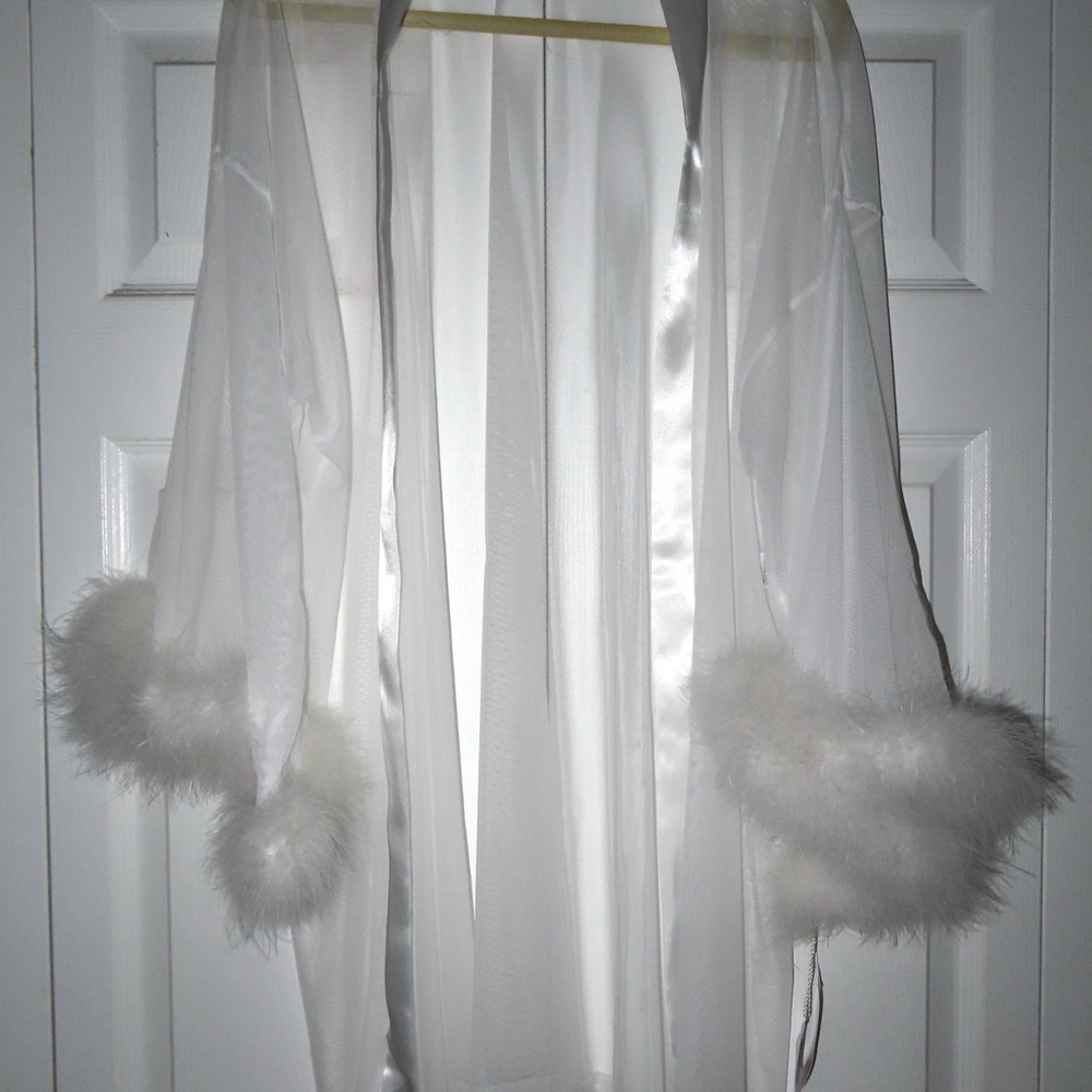 Luxurious White Feathered Robe by Jonquil